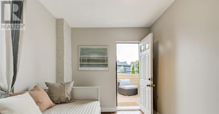 UPPER-14 Ashdale Avenue, Toronto, ON, M4L 2Y7 - 8