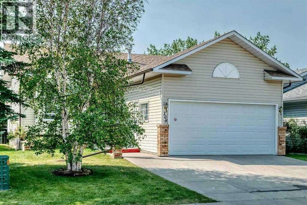 108 Woodside Close NW, Airdrie, AB, T4B 2C7