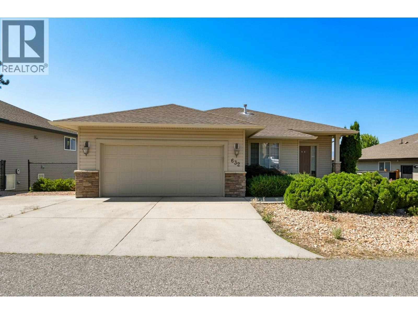 632 Arrowleaf Lane, Kelowna, BC, V1W 4Y5