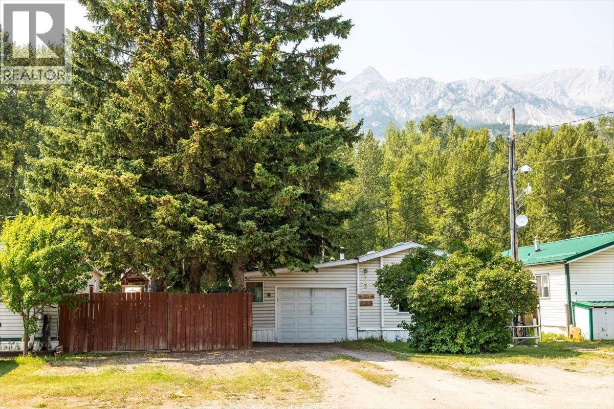 Lot 3-2011 3 Highway, Fernie, BC, V0B 1M5