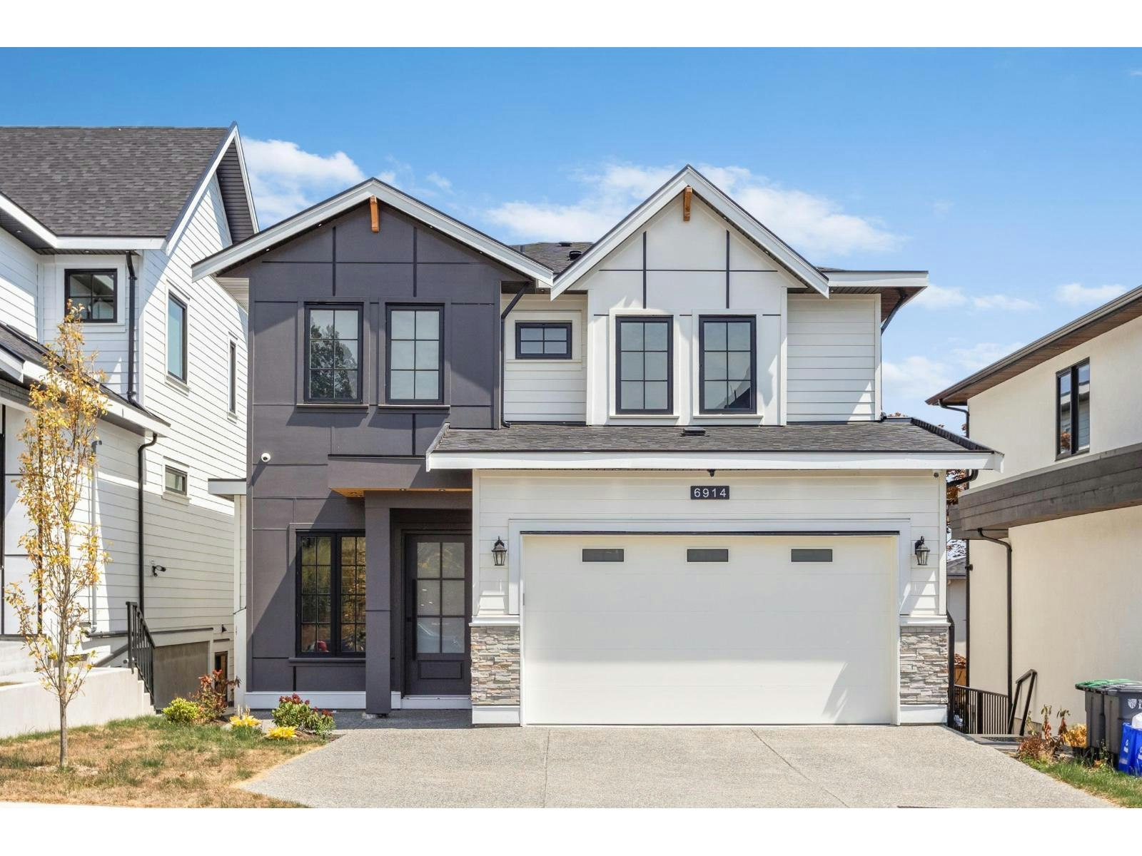 6914 204a Street, Langley, BC, V2Y 1R2