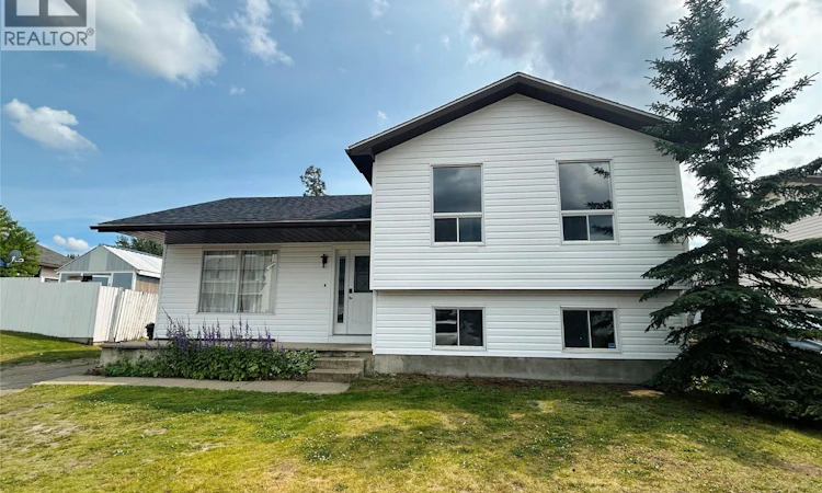 156 Valleyview Crescent