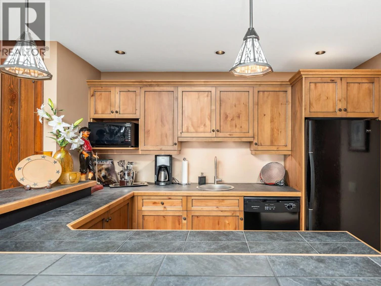 3006 Coachwood Crescent, Coldstream, BC, V1B 3Y4 - 54