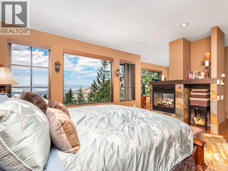 3006 Coachwood Crescent, Coldstream, BC, V1B 3Y4 - 34