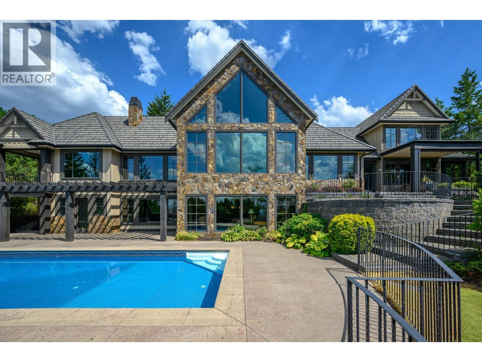 3006 Coachwood Crescent, Coldstream, BC, V1B 3Y4 - 70