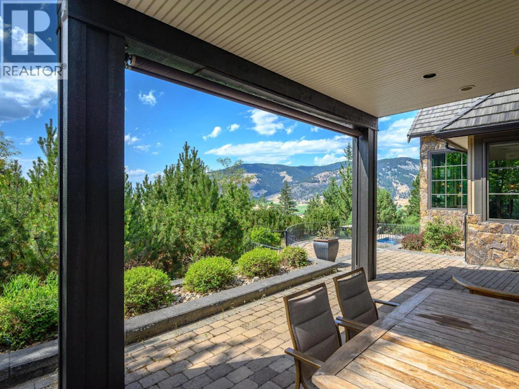 3006 Coachwood Crescent, Coldstream, BC, V1B 3Y4 - 68
