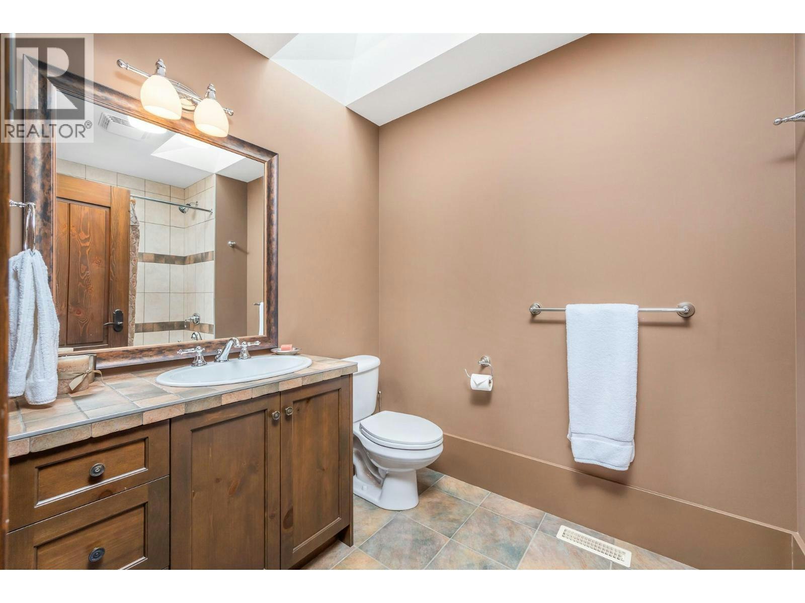 3006 Coachwood Crescent, Coldstream, BC, V1B 3Y4 - 66