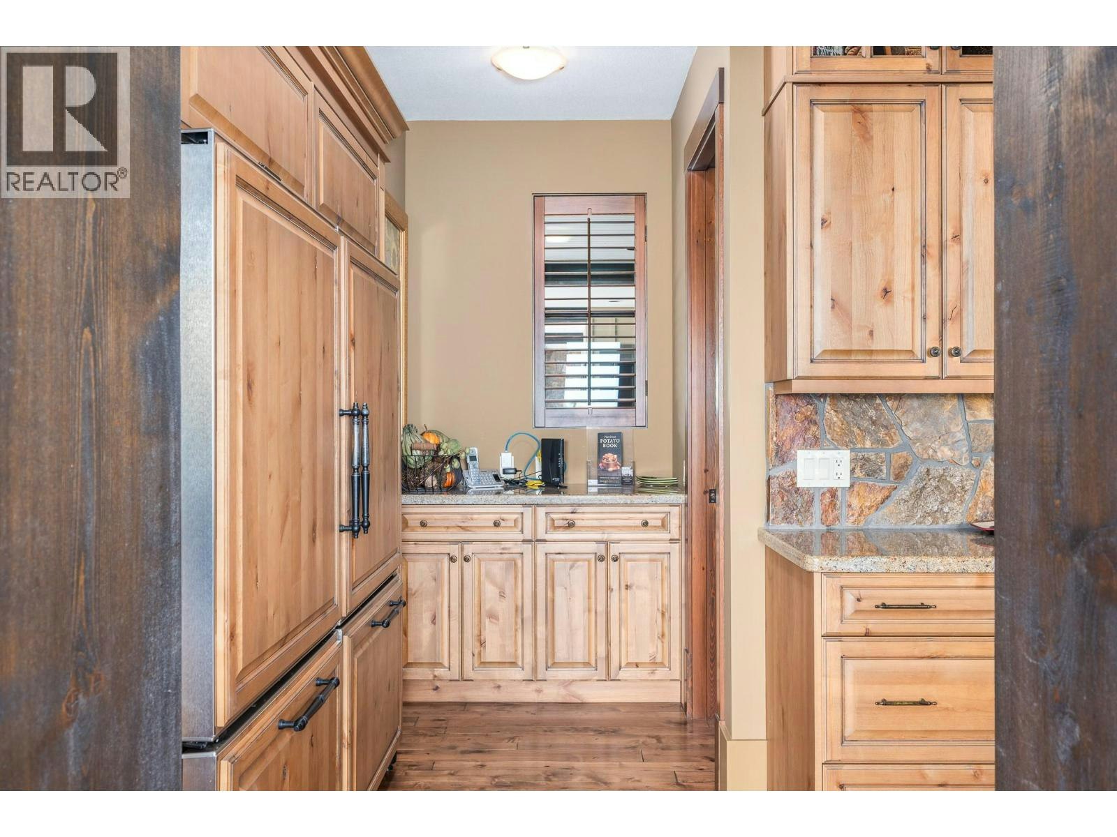 3006 Coachwood Crescent, Coldstream, BC, V1B 3Y4 - 17