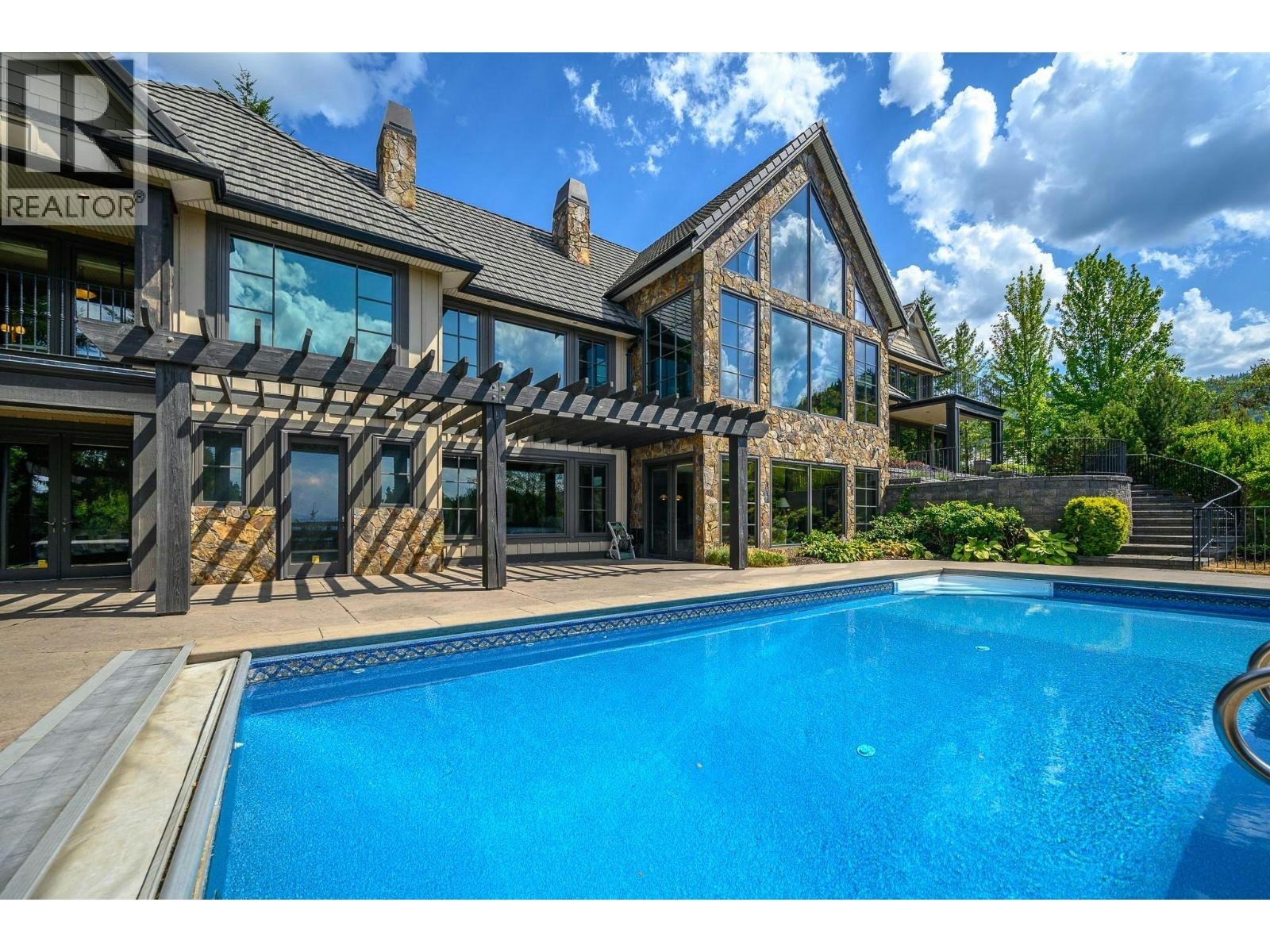 3006 Coachwood Crescent, Coldstream, BC, V1B 3Y4 - 72