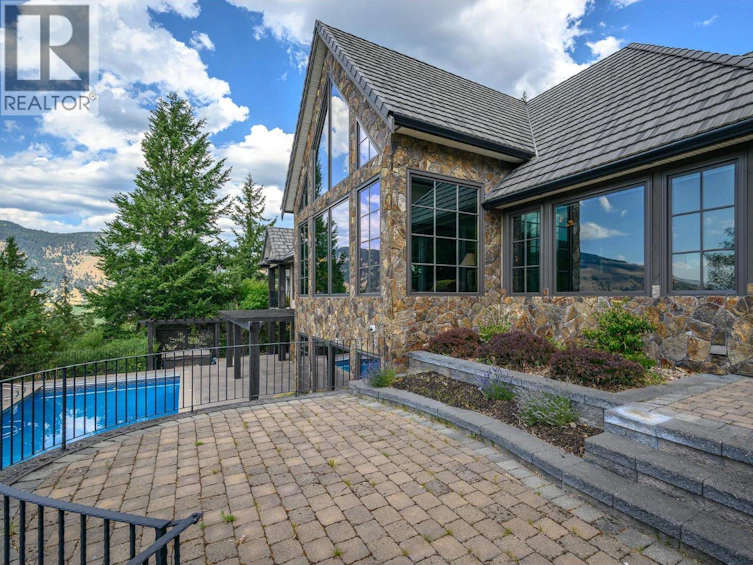 3006 Coachwood Crescent, Coldstream, BC, V1B 3Y4 - 69