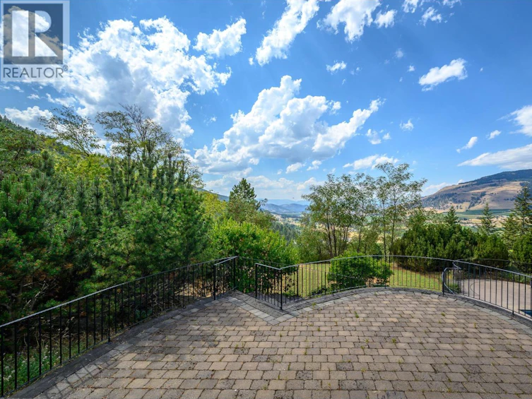 3006 Coachwood Crescent, Coldstream, BC, V1B 3Y4 - 3