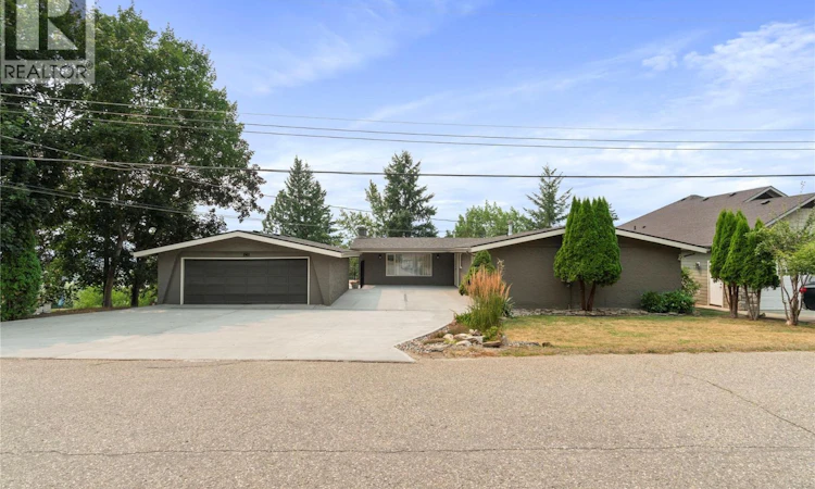 1961 NE 16 Street