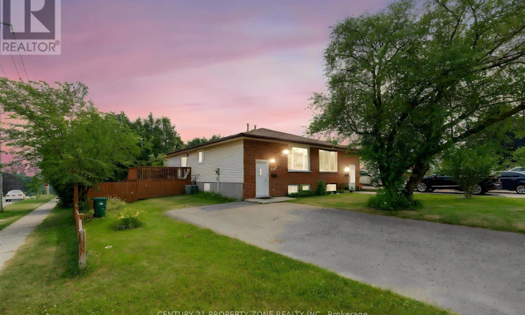 137 Nickolas Crescent