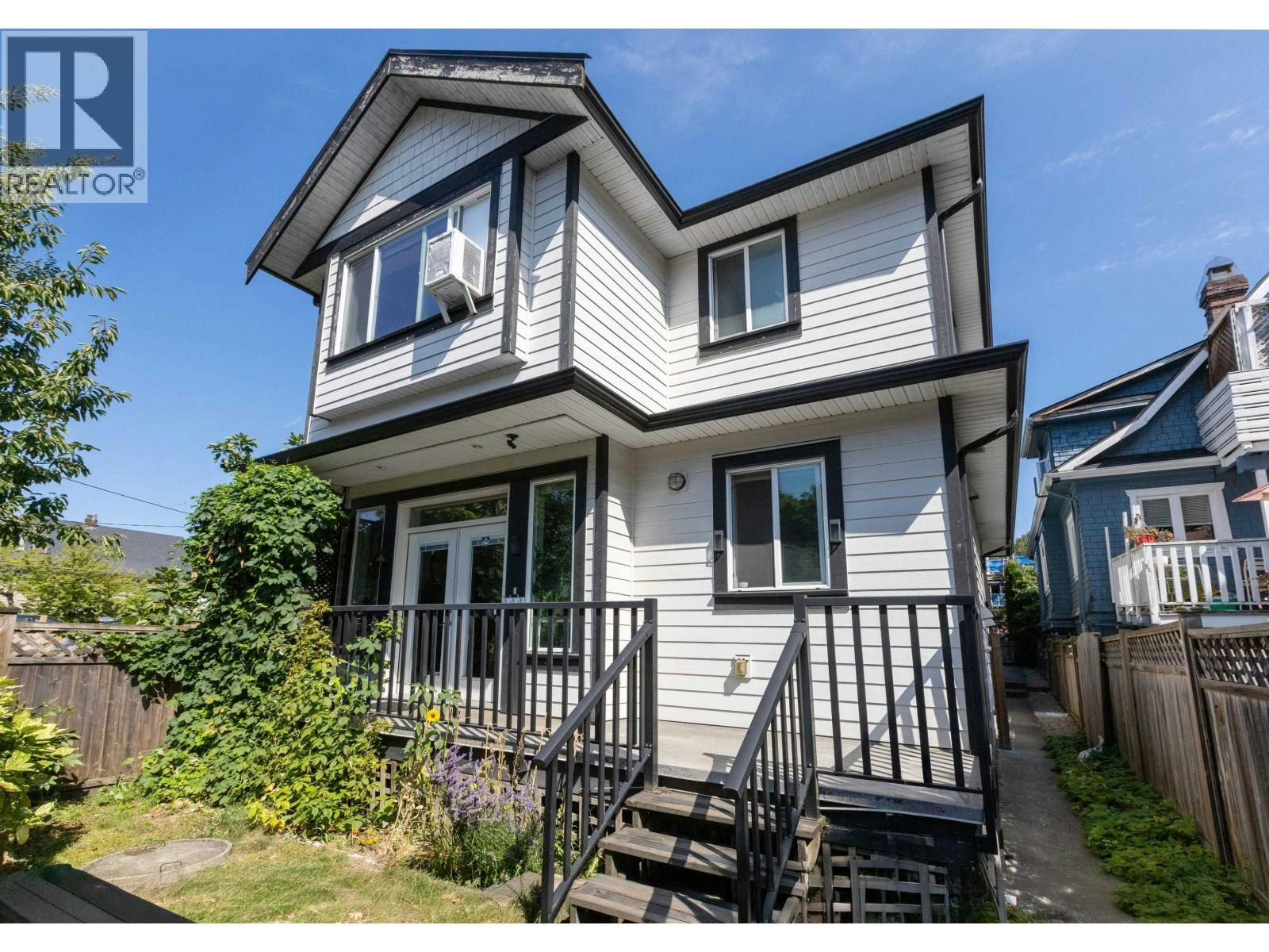 2018 E 12th Avenue, Vancouver, BC, V5N 2A8