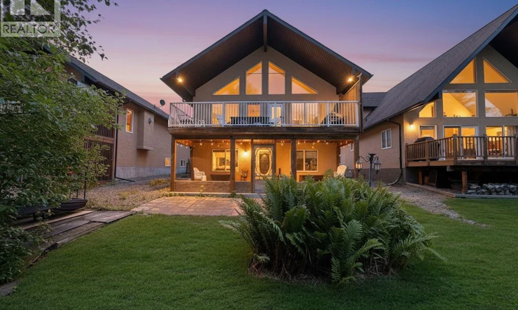 10 Sunset Way