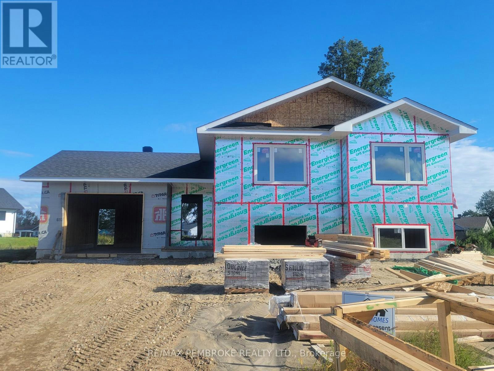 12 Eddy Crescent, Pembroke, ON, K8A 0M1