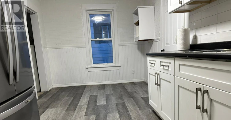 18 Forks Road E, Welland, ON, L3B 5K1 - 16
