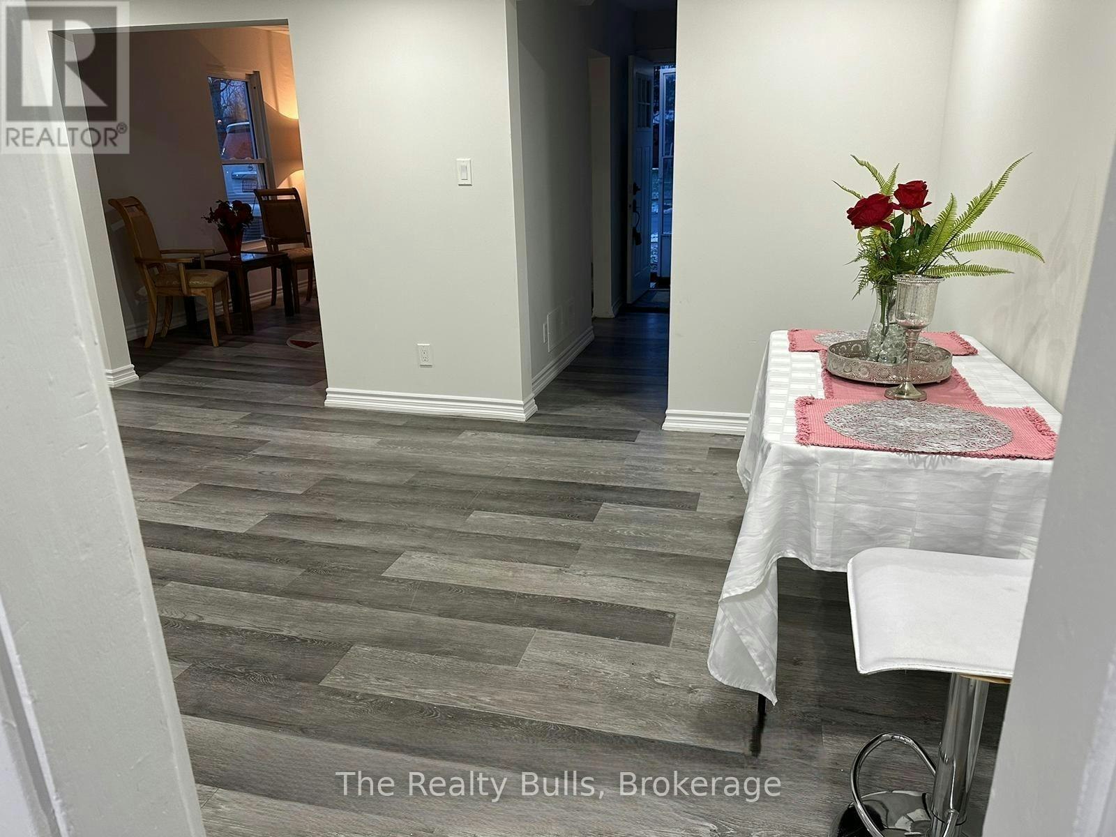 18 Forks Road E, Welland, ON, L3B 5K1 - 6