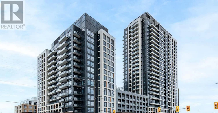 1126-7950 Bathurst Street, Vaughan, ON, L4J 0L4
