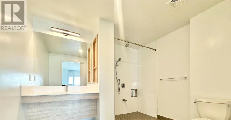 1126-7950 Bathurst Street, Vaughan, ON, L4J 0L4 - 9