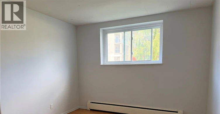 9-443 Hazel Street, Waterloo, ON, N2L 3P7 - 4