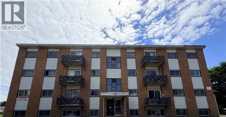 9-443 Hazel Street, Waterloo, ON, N2L 3P7
