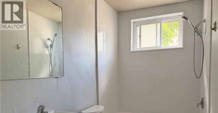 9-443 Hazel Street, Waterloo, ON, N2L 3P7 - 6