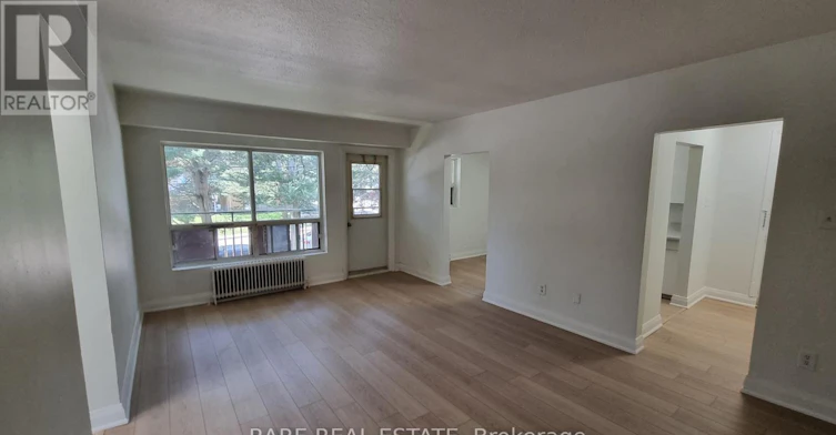 7-431 Martha Street W, Burlington, ON, L7R 2P6