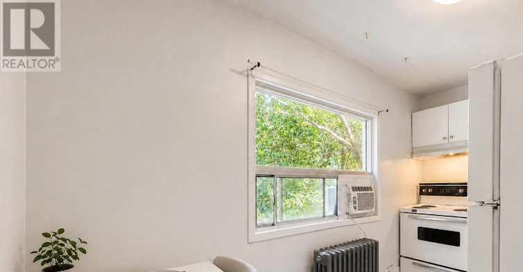 3-155 Drayton Avenue, Toronto, ON, M4C 3M1 - 2
