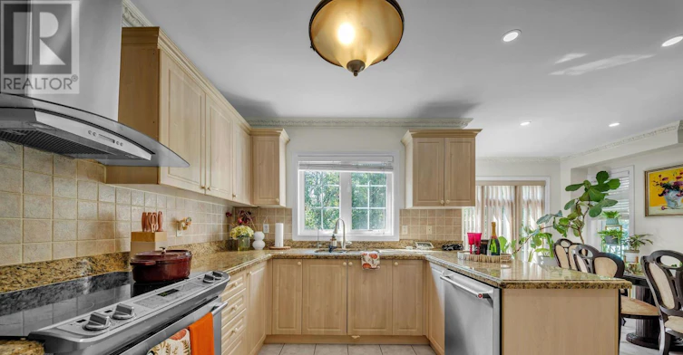 384 Spruce Grove Crescent, Newmarket, ON, L3X 2X3 - 5