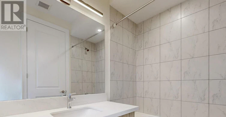 6 Becky Cheung Court, Toronto, ON, M2M 0B7 - 19