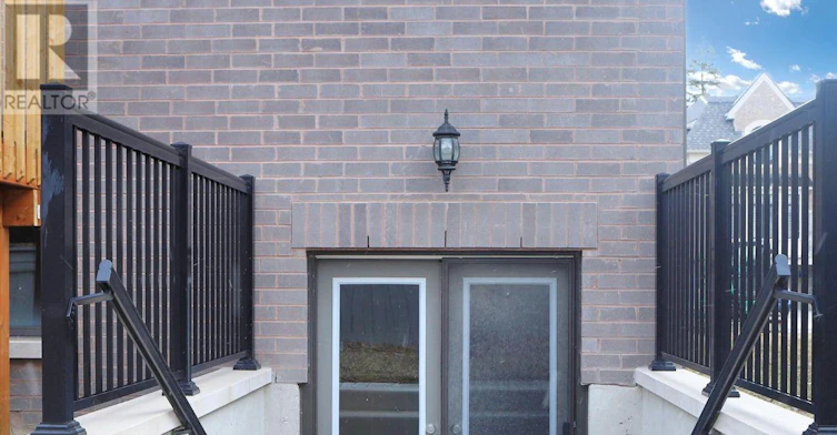 6 Becky Cheung Court, Toronto, ON, M2M 0B7 - 30