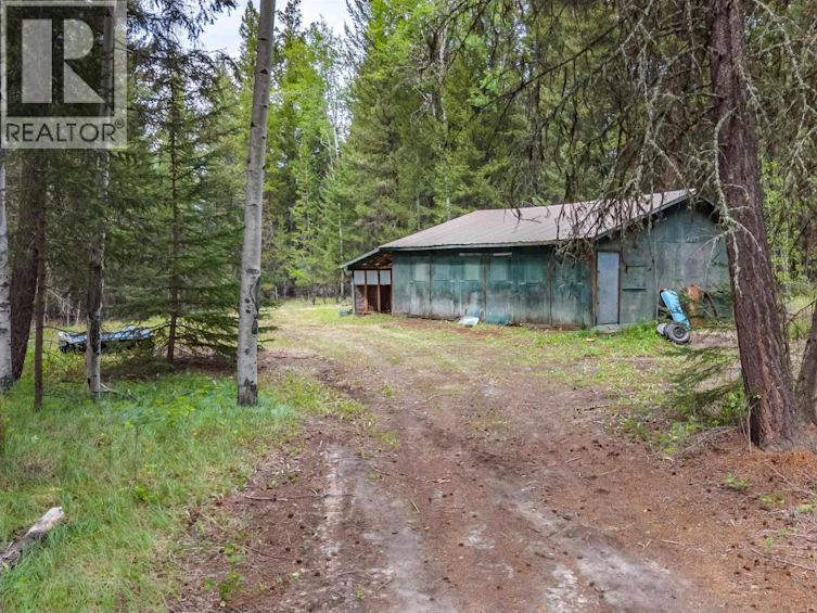 6247 Aalton Road, Horse Lake, BC, V0K 2E3 - 14