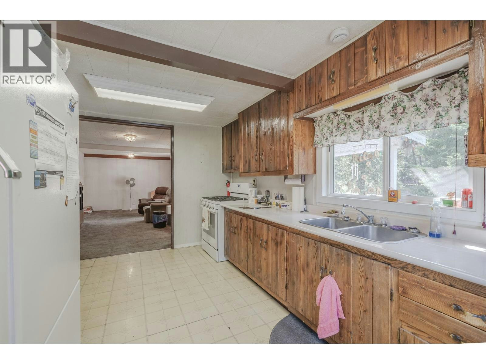 6247 Aalton Road, Horse Lake, BC, V0K 2E3 - 7
