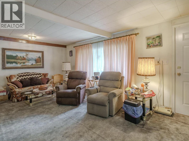 6247 Aalton Road, Horse Lake, BC, V0K 2E3 - 6