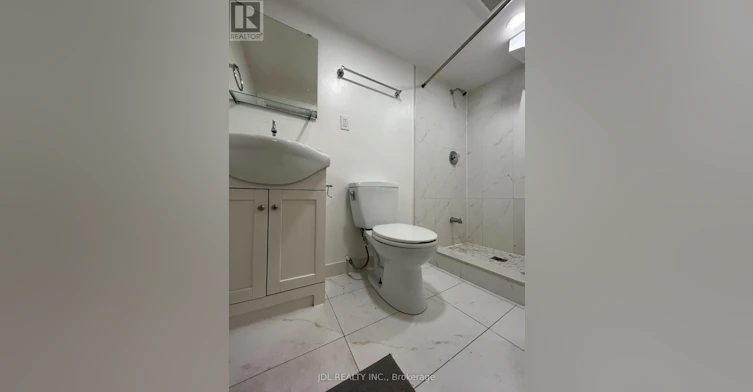 MASTER Bedroom Bsmt 4 Fitzroy Terr Terrace, Toronto, ON, M5T 2K3 - 5