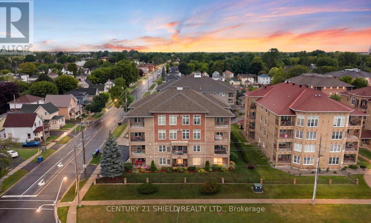 103-341 Water Street W