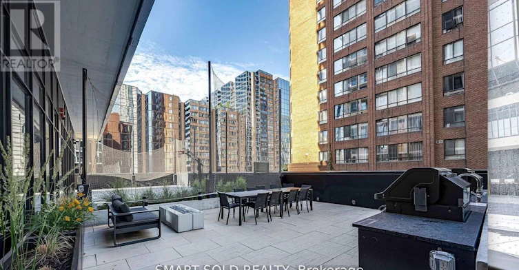 2620-20 Edward Street, Toronto, ON, M5G 0C5 - 11