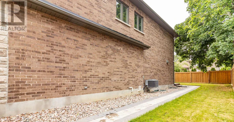 752 Hillview Crescent, Pickering, ON, L1W 2S1 - 29