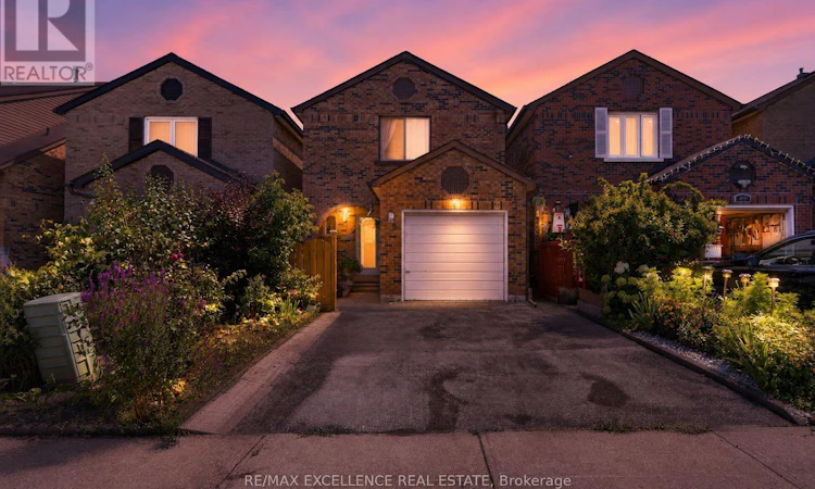 91 Woolenscote Circle