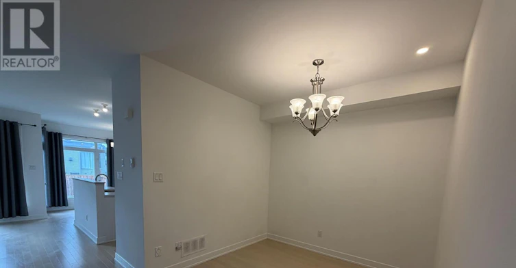 30 Brixton Way, Ottawa, ON, K2S 2P1 - 8