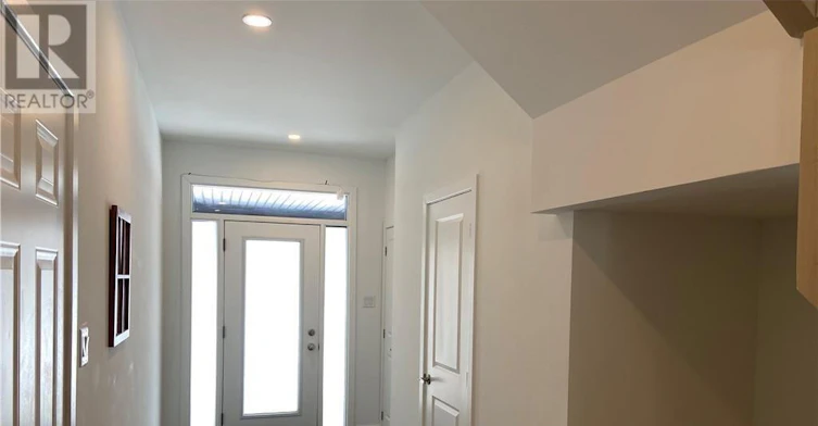 30 Brixton Way, Ottawa, ON, K2S 2P1 - 3