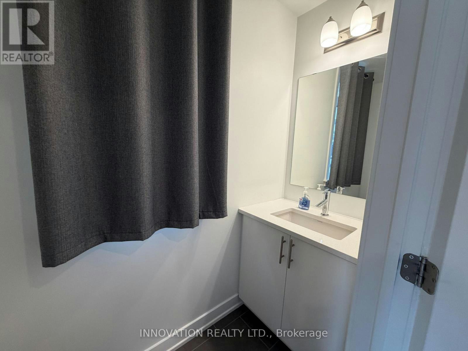 30 Brixton Way, Ottawa, ON, K2S 2P1 - 6