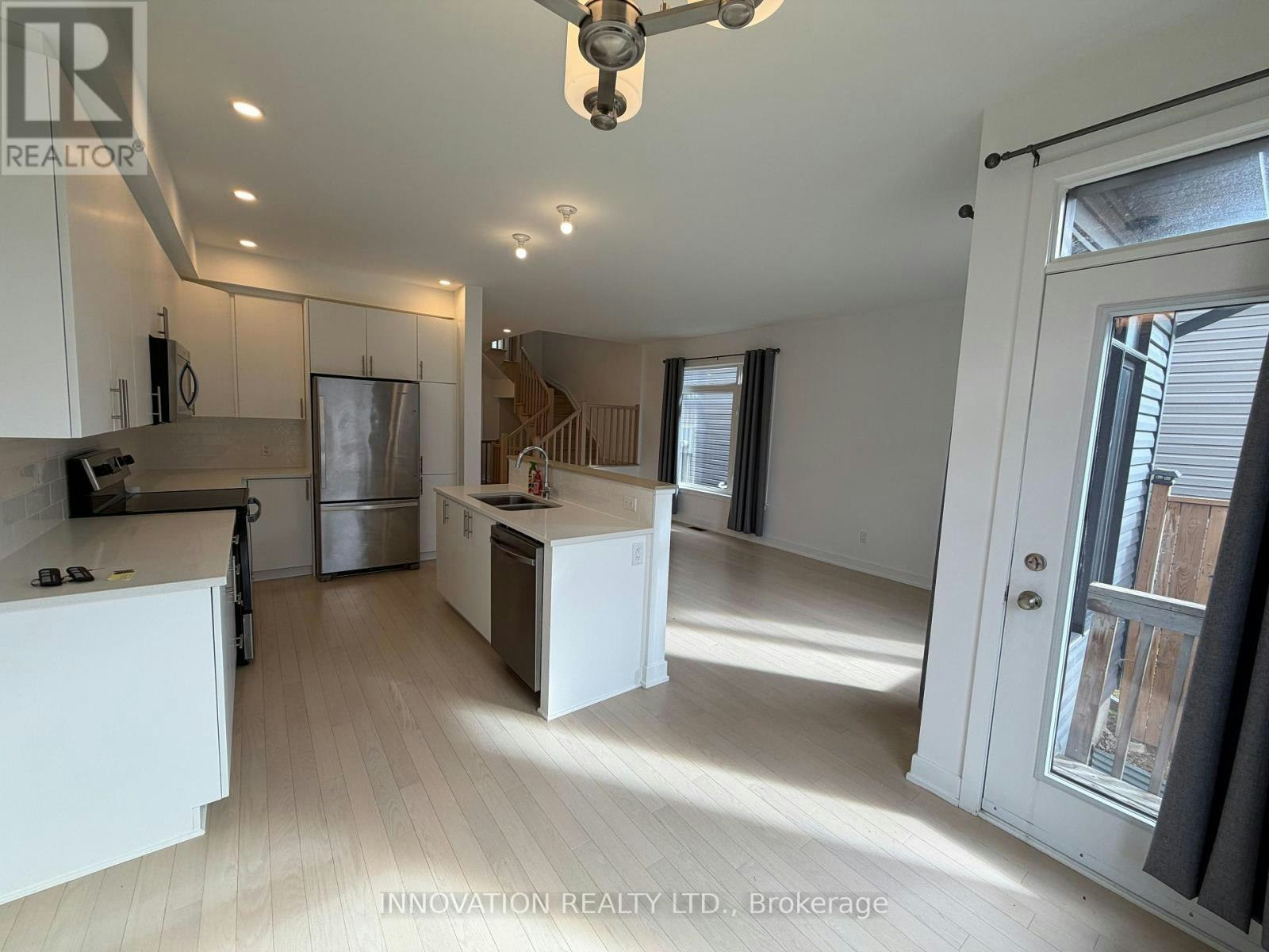 30 Brixton Way, Ottawa, ON, K2S 2P1 - 21