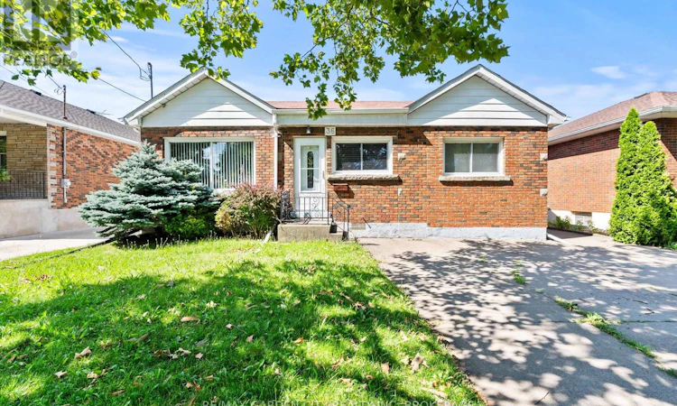 36 Rose Avenue