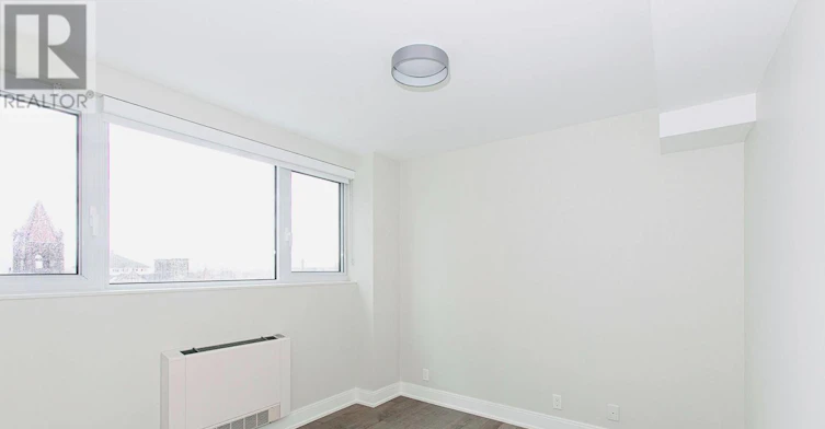 103-11 Walmer Road, Toronto, ON, M5R 2W9 - 5