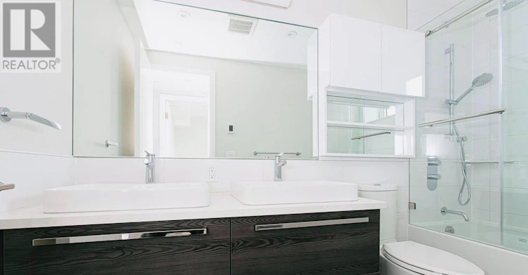 103-11 Walmer Road, Toronto, ON, M5R 2W9 - 6