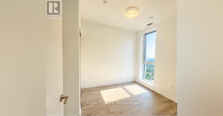 2501-10 Oak Street, Toronto, ON, M5A 0Z1 - 5