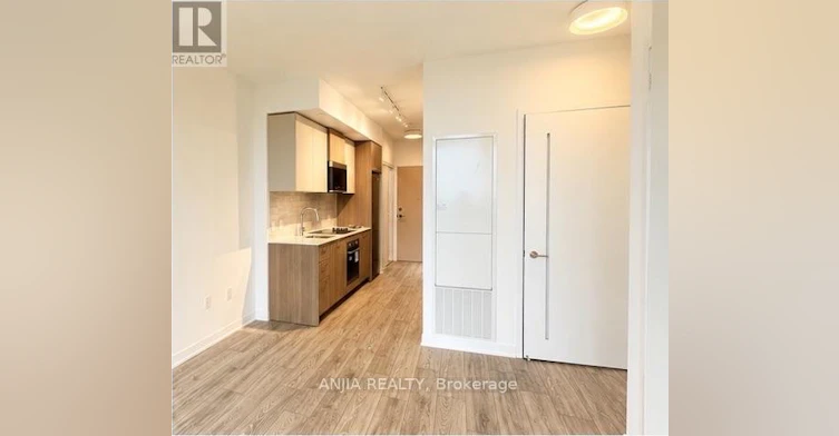 2501-10 Oak Street, Toronto, ON, M5A 0Z1 - 4