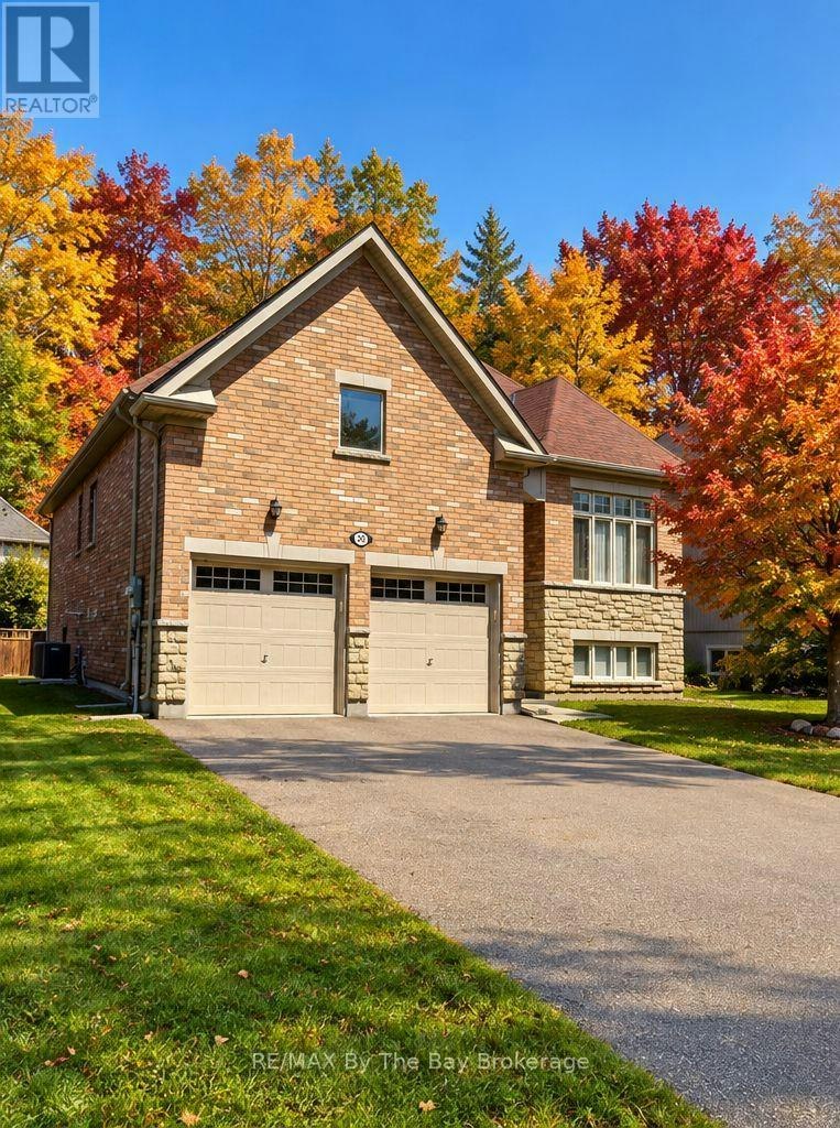 30 Allegra Drive, Wasaga Beach, ON, L9Z 0H1